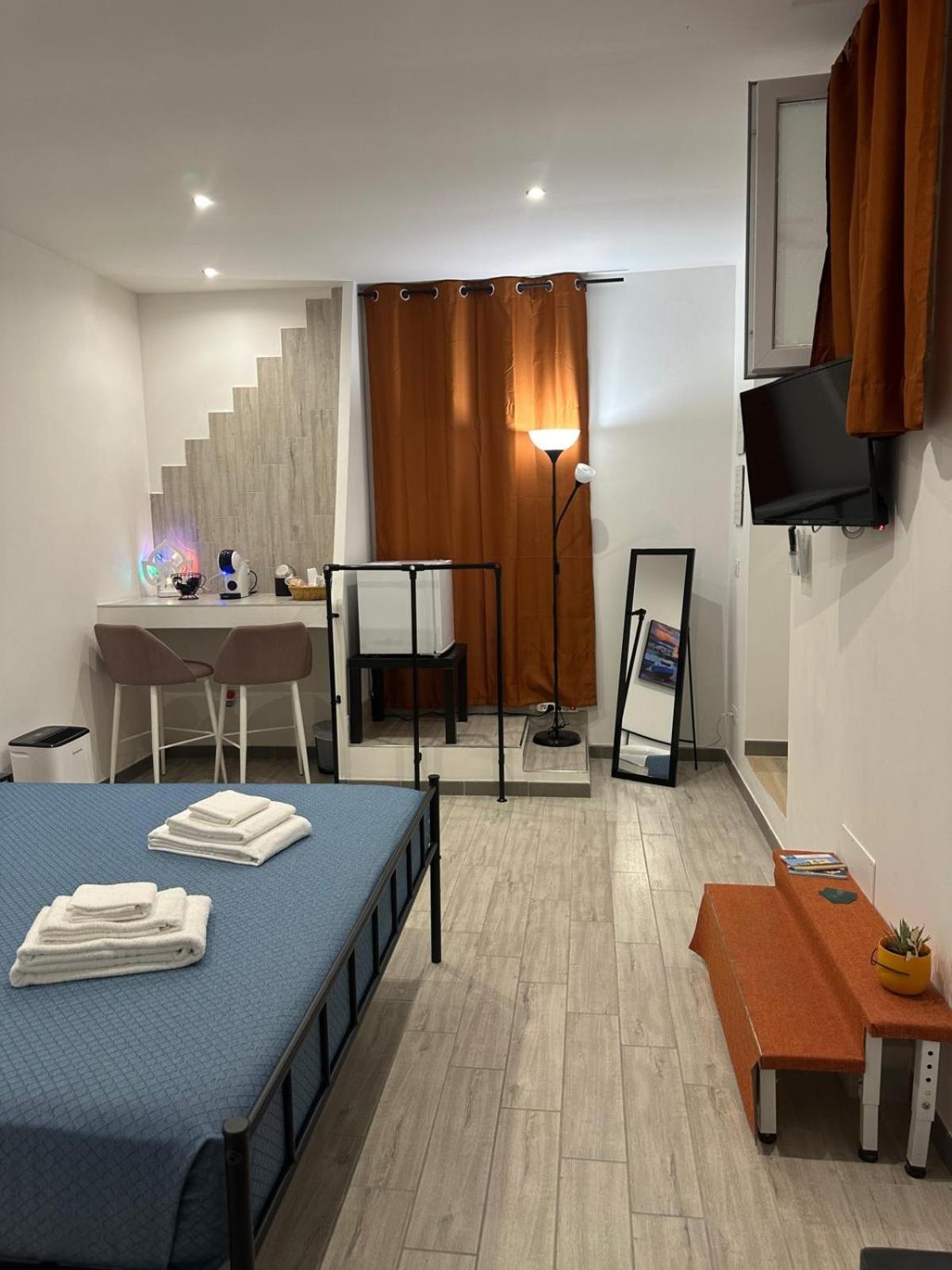 Bari Valona Rooms Esterno foto